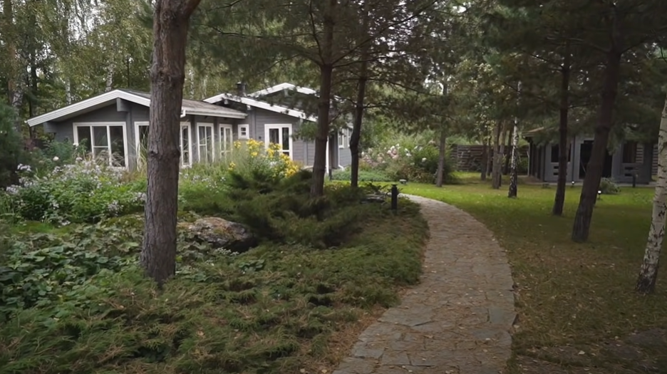 https://ekaterinburg.mslandshaft.ru/storage/app/uploads/public/642/bc0/d39/642bc0d399e1d921922120.png